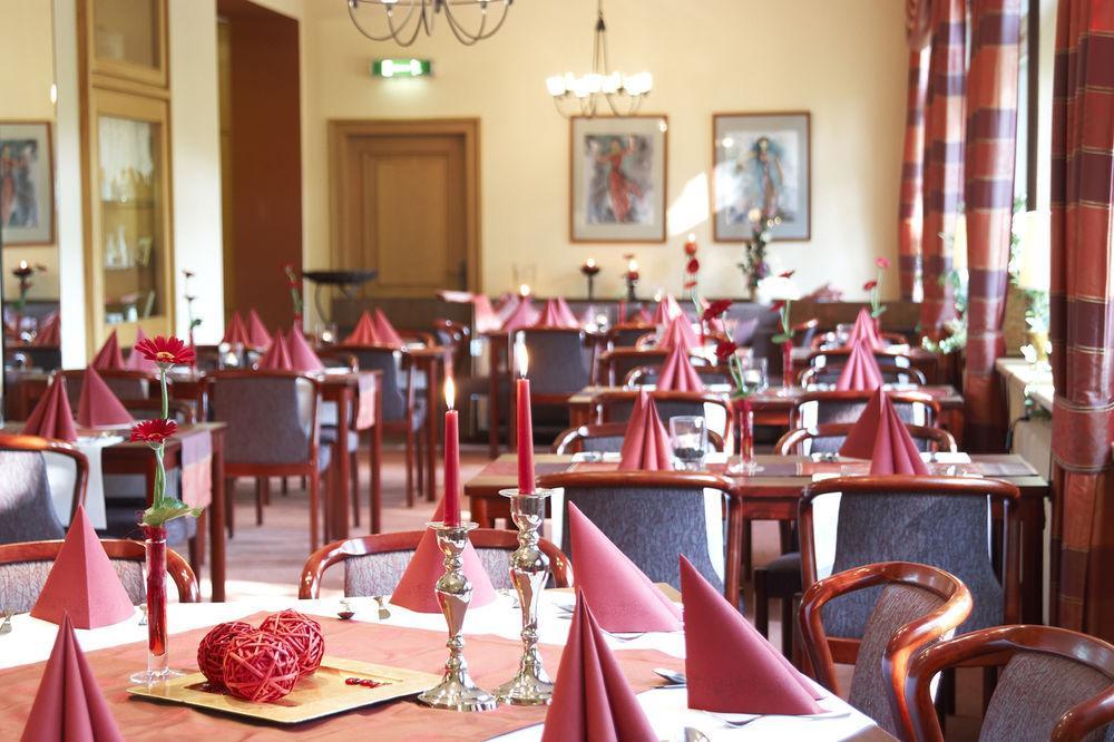 Moorland Hotel Am Senkelteich Vlotho Extérieur photo